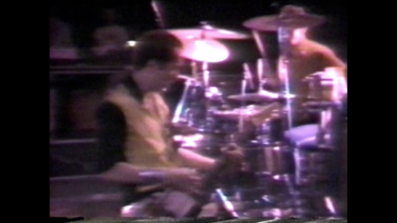 The Clash - Live in Italy 1980 (XRCF Remaster)