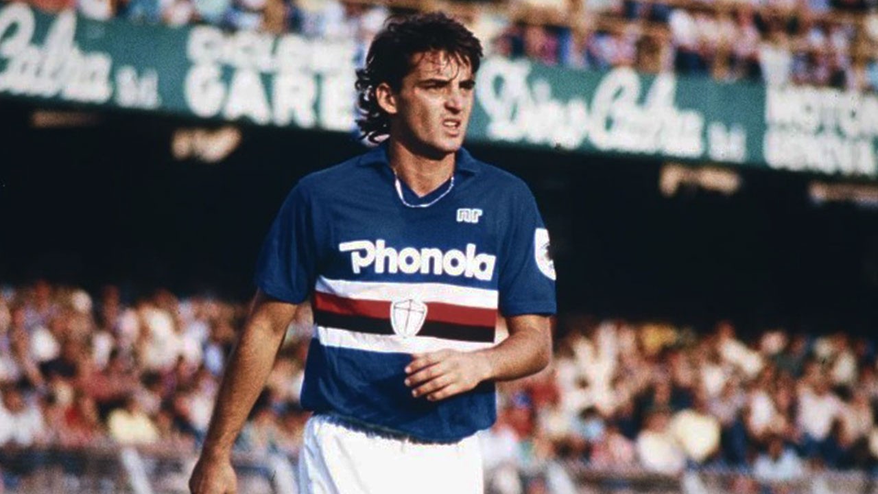 Roberto Mancini - When Football Becomes Art