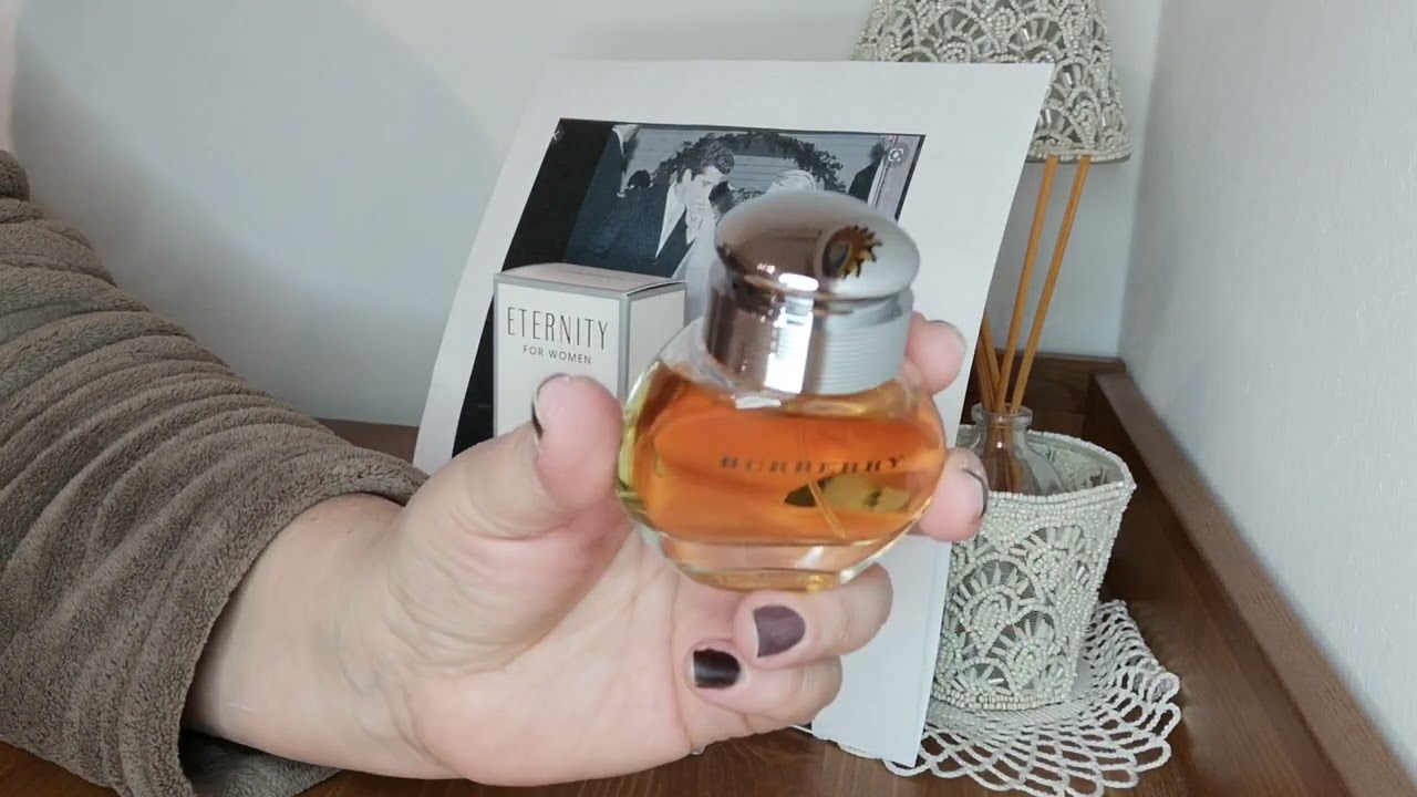 PROFUMI.... CAROLYN BESSETTE INTRAMONTABILE ICONA (GLAMOUR) DI STILE