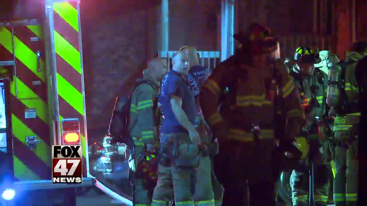 UPDATE: No one was injured in the apartment fire in Lansing