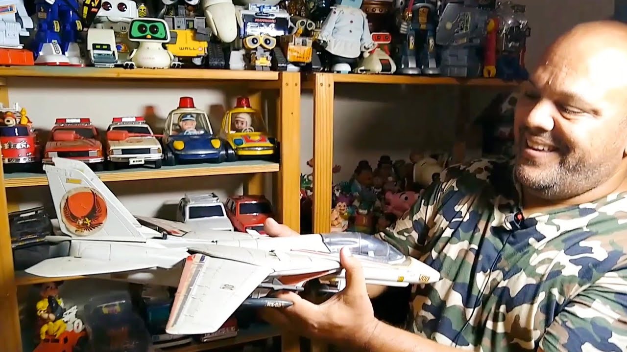 CARACAS OLHA O QUE TEM NA COLEÇÃO BRINQUEDOS E CARRINHOS ANTIGOS NOSTALGIA SÓ RELÍQUIAS DE INFÂNCIA