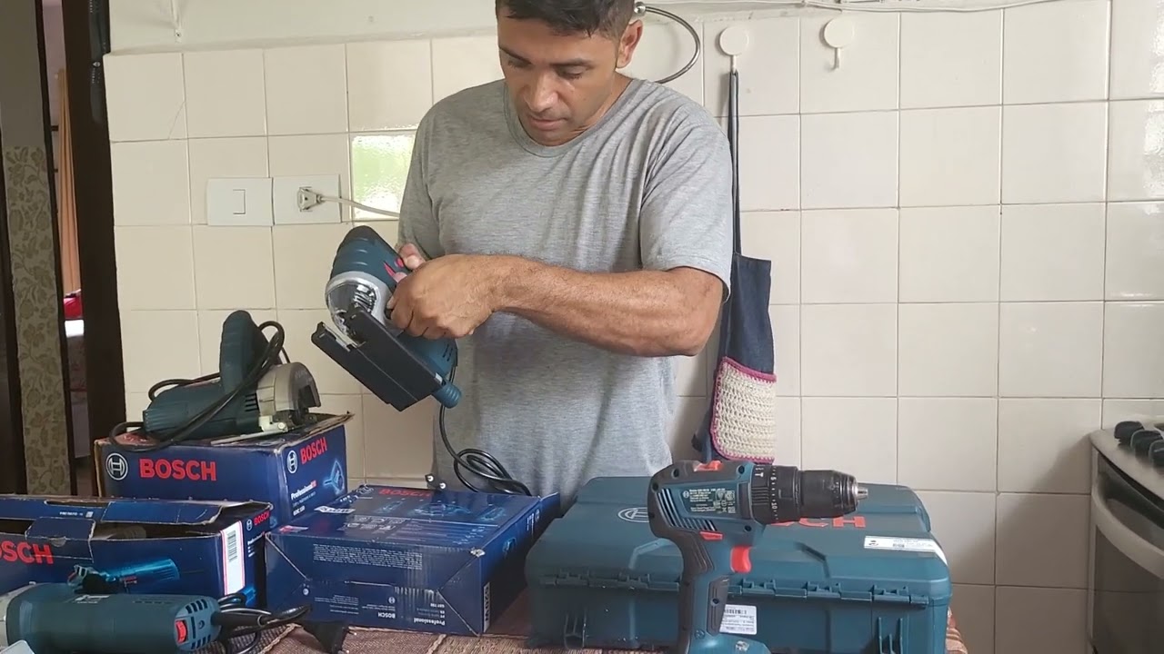 serra tico-tico bosch gst 750 profissional