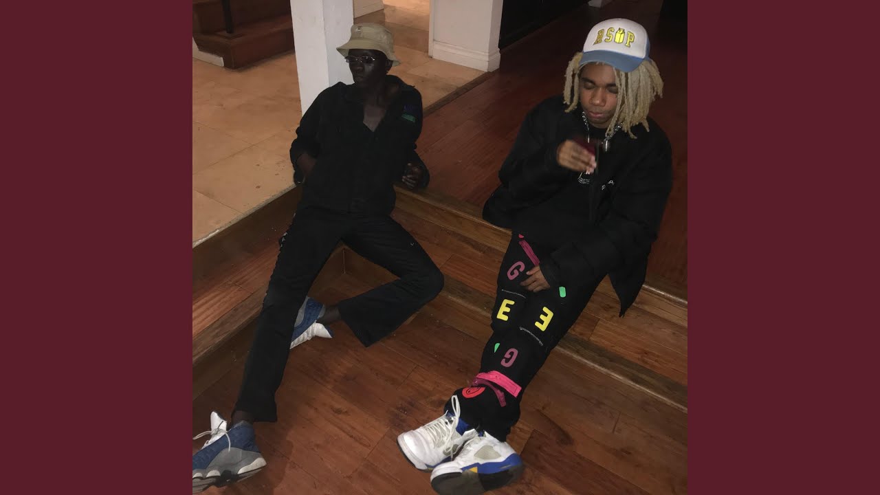 Vlone Runtz (feat. Marwang)