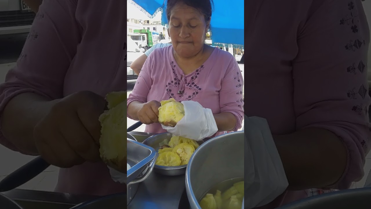 Street Food, Lima, Peru. Papa Con Huevo. Comida Callejera. 20240222 130004