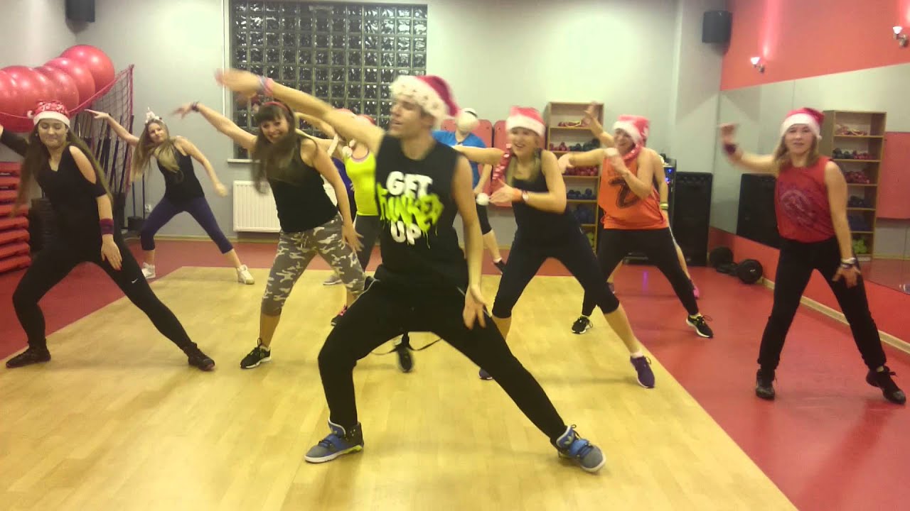 Zumba® - Feliz Navidad ( Christmas Cha-Cha)