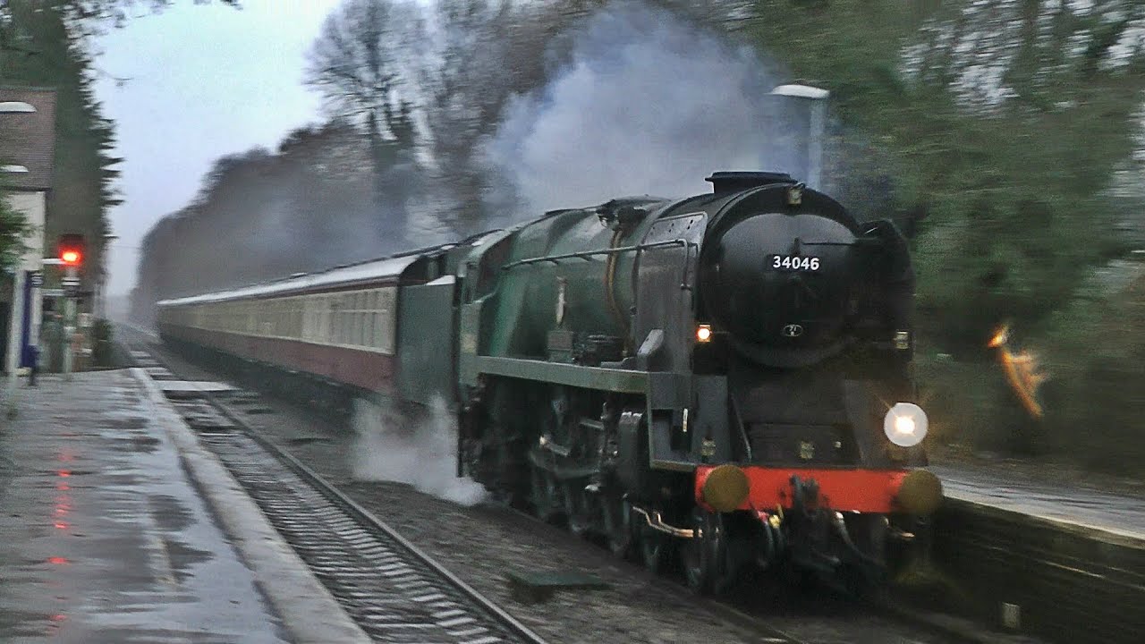 Braunton Battles The Breeze - The Salisbury Christmas Diner - 23/12/13