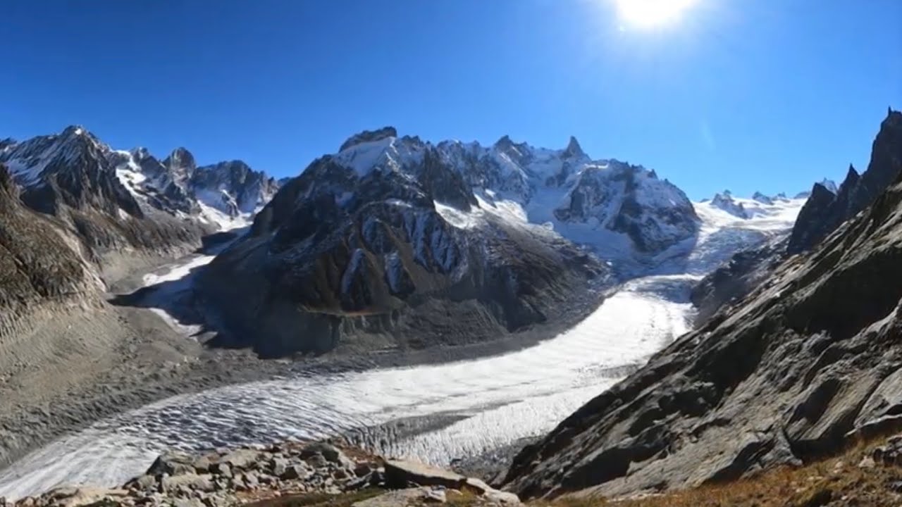 refuge de l'envers des aiguilles mer de glace Chamonix
