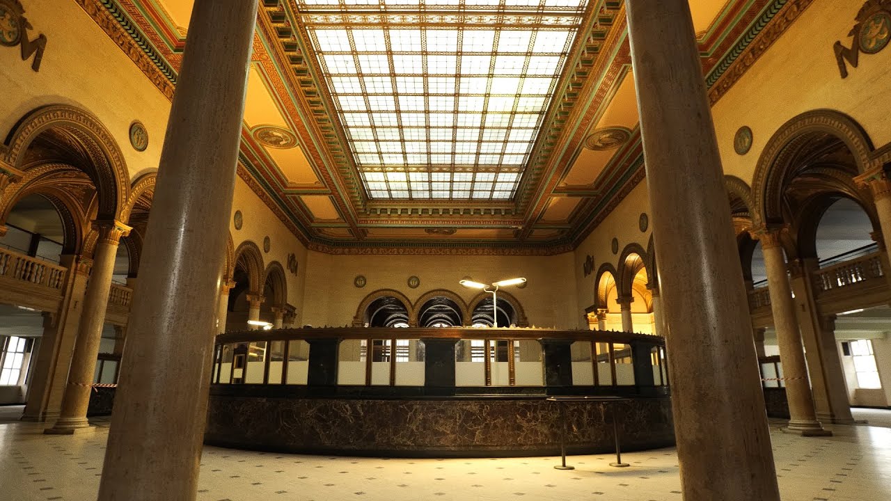 The Grasshoppers club. Martins Bank Building.