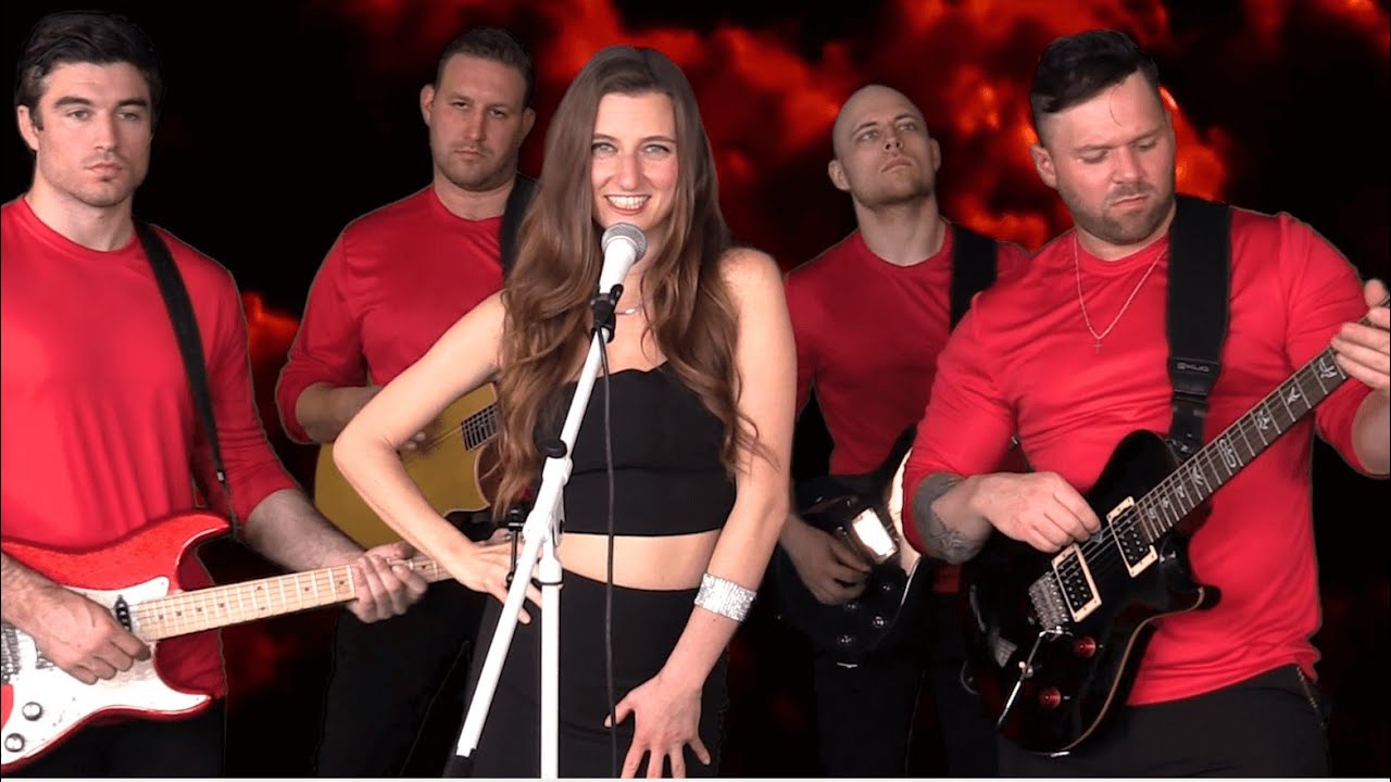 Zene &ndash; A Little Bit Dangerous | Claudia Varga (Official Music Video)