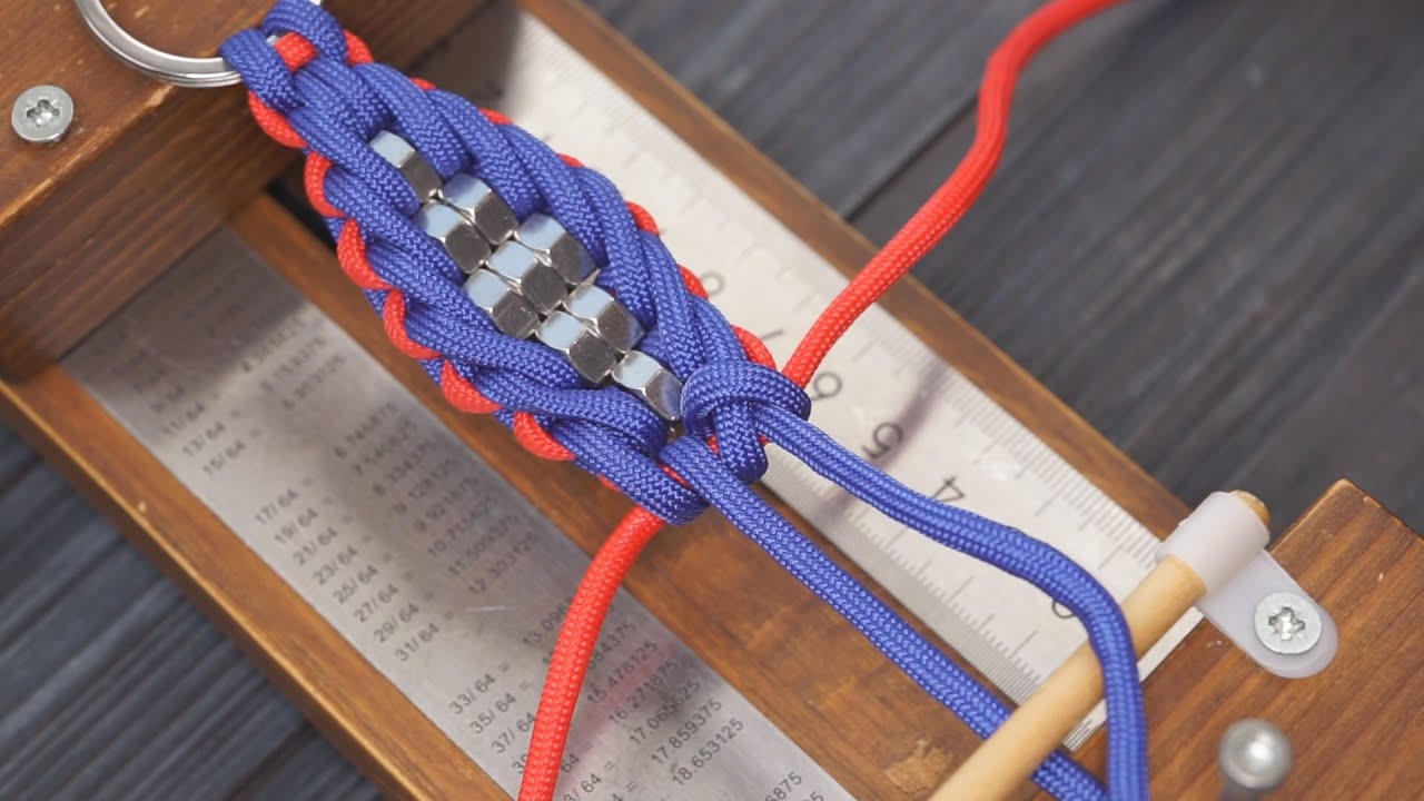 Rhombus Hex Nuts Paracord keychain