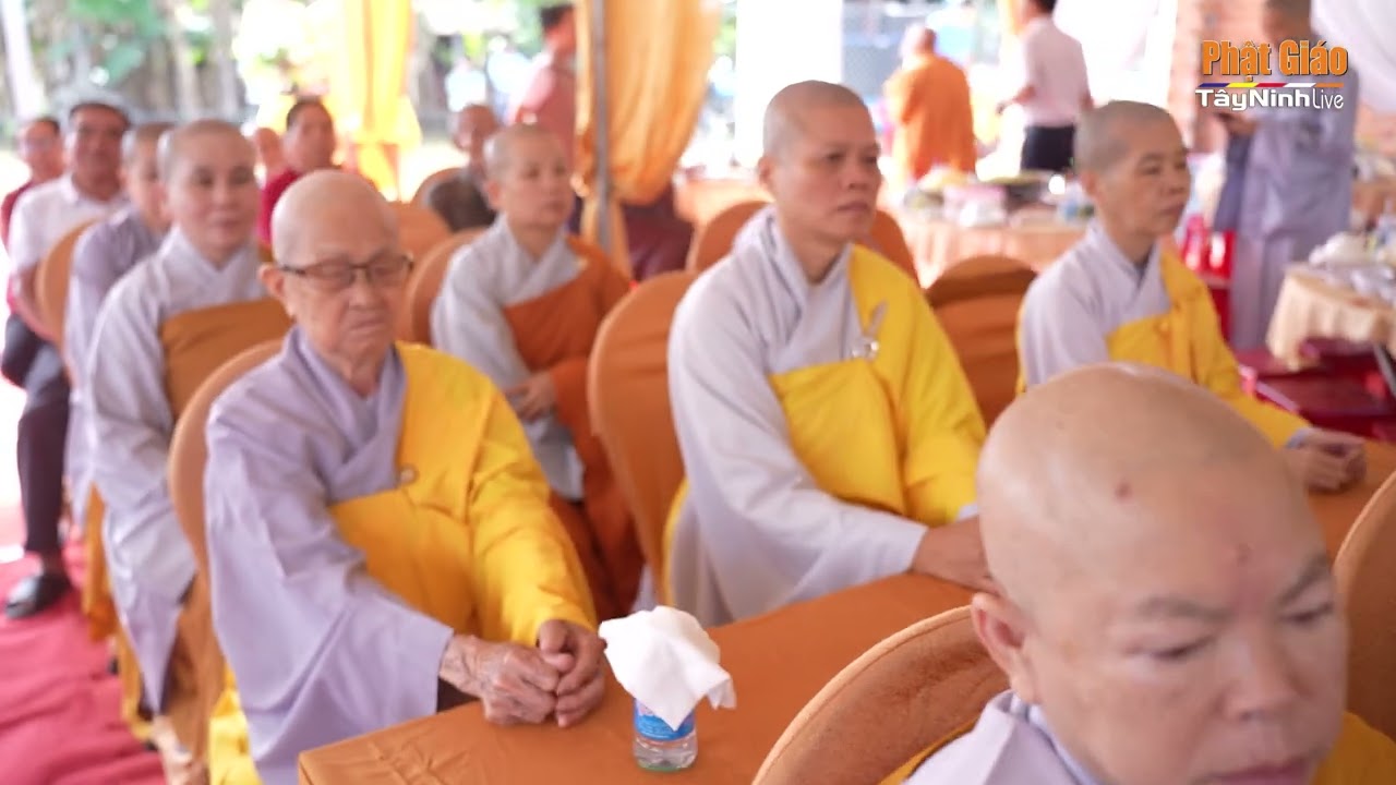 TÂY NINH -  CÔNG BỐ QUYẾT ĐỊNH THÀNH LẬP VÀ BỔ NHIỆM BAN QUẢN TRỊ CHÙA QUAN ÂM