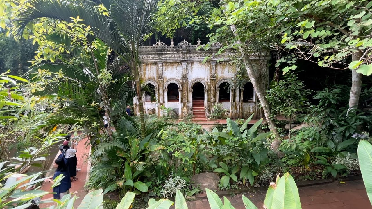 Chiang Mai Wat Pha Lat