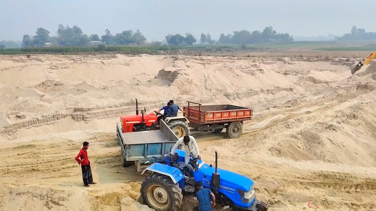 sonalika tractor 50 stuck in mud 🚜