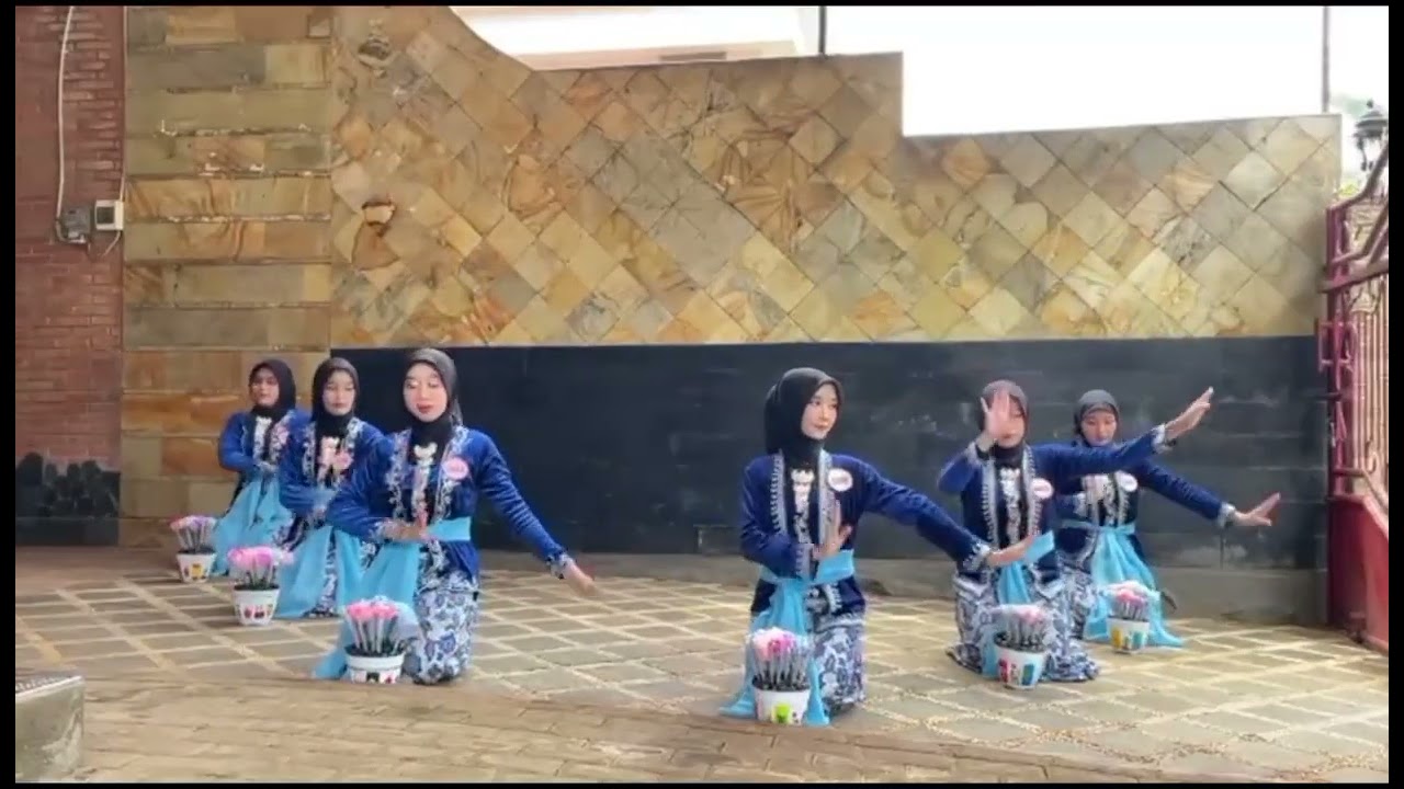 Tari Kreasi Bunga 