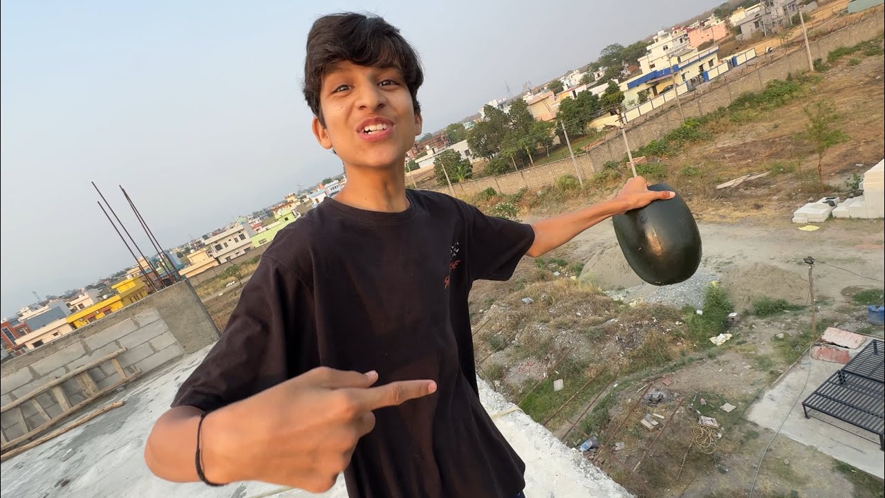 Piyush Ne Uppar se Watermelon Gira Diya ? 😂