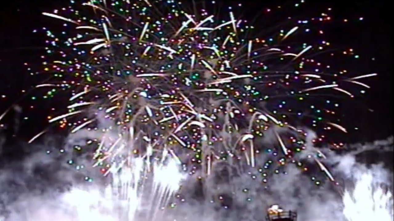 IllumiNations: Reflections of Earth | Full Show | EPCOT | December 2006