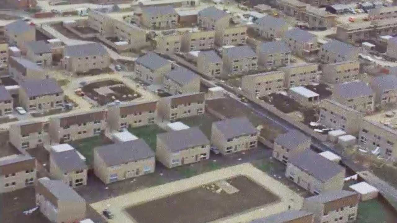 Milton Keynes - A Village City (1973) | Britain on Film