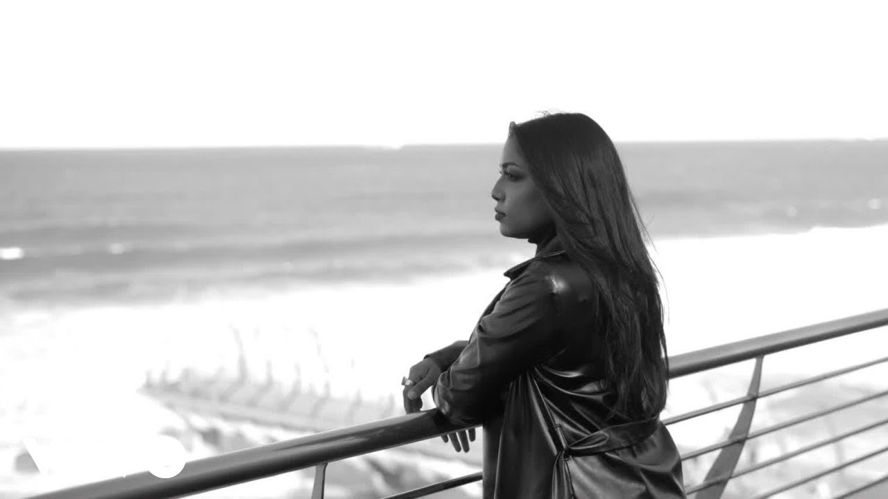 Yashna - M.I.A. (Official Music Video) ft. TYCHE