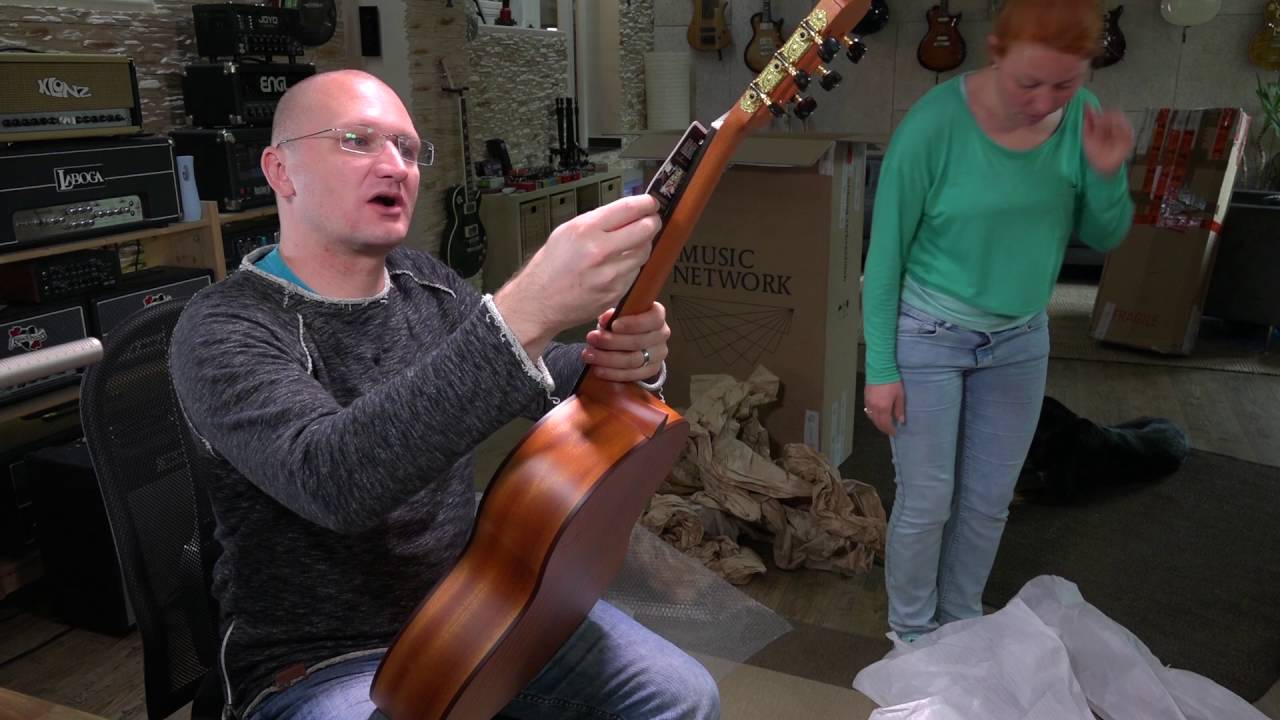 i-Musicnetwork Shipment - Unboxing JAM, Diamond and a few guitars