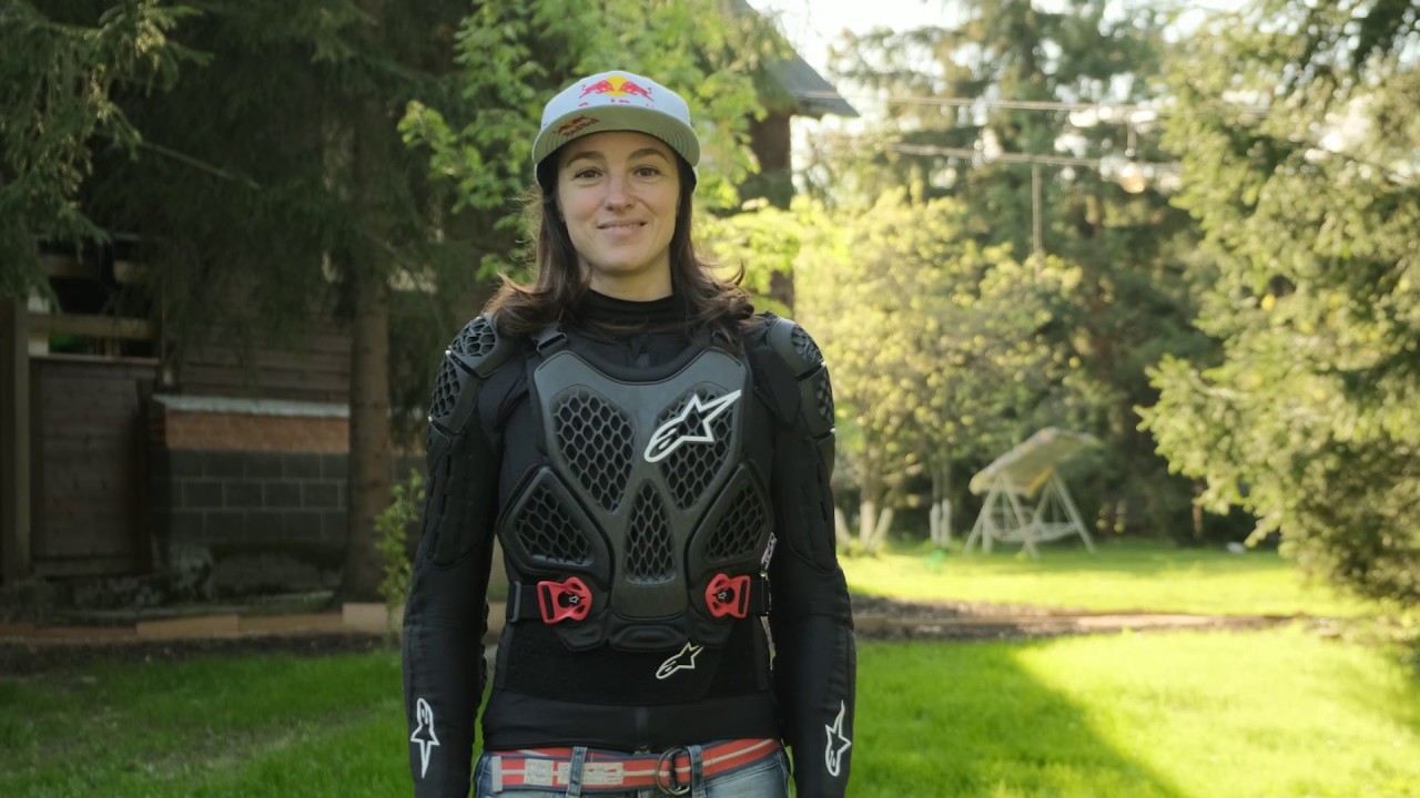 Обзор мотозащиты Alpinestars: мнение Анастасии Нифонтовой