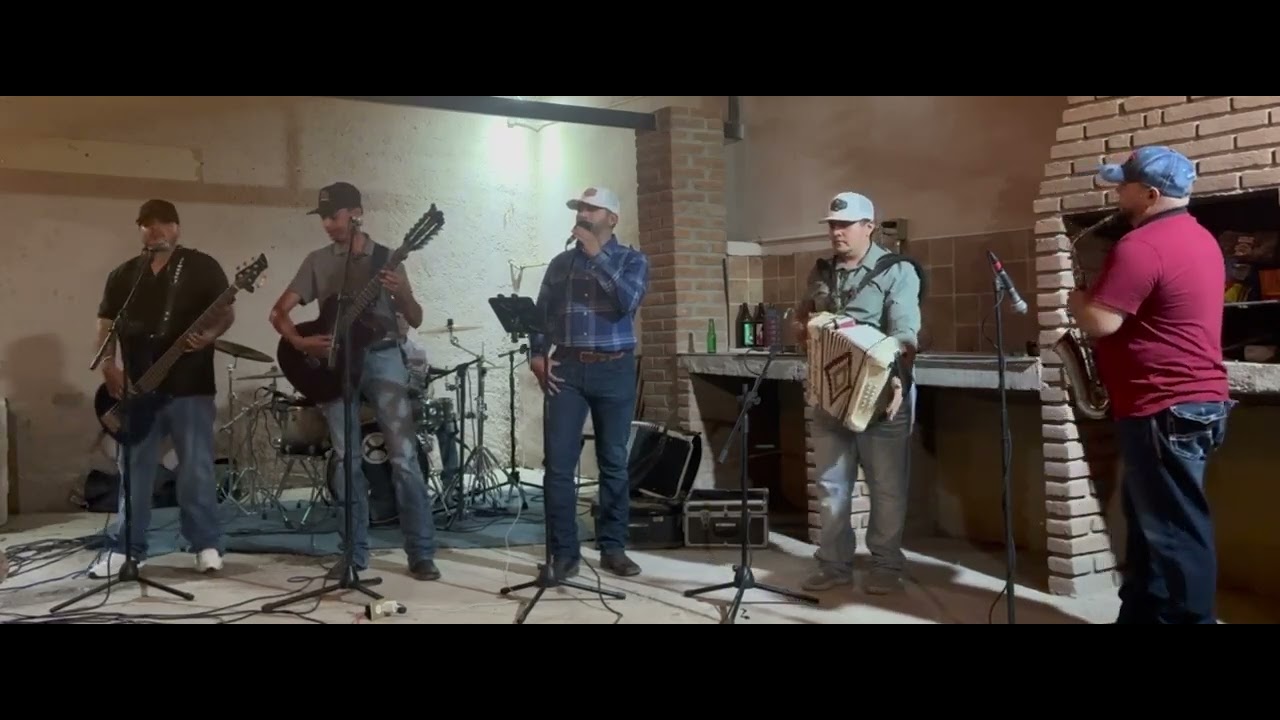 No le digas a nadie - Indomable de chihuahua (LIVE)