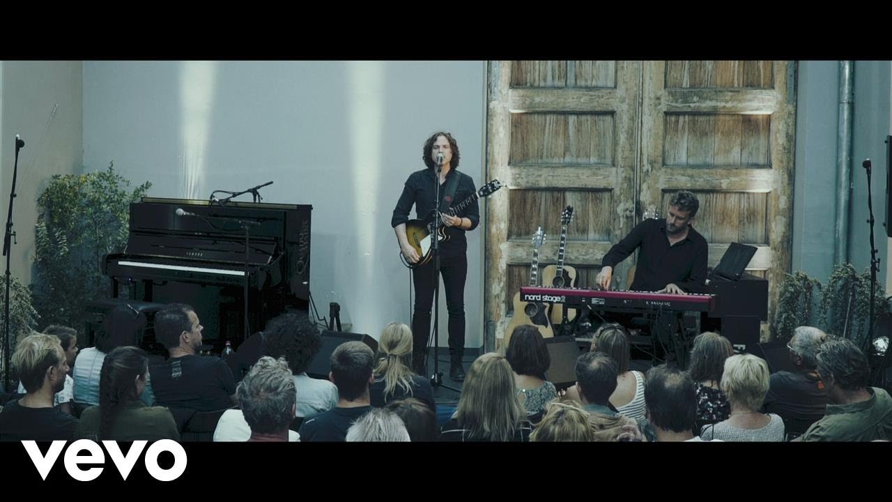 Jasper Steverlinck - Here's to Love (Official Video)
