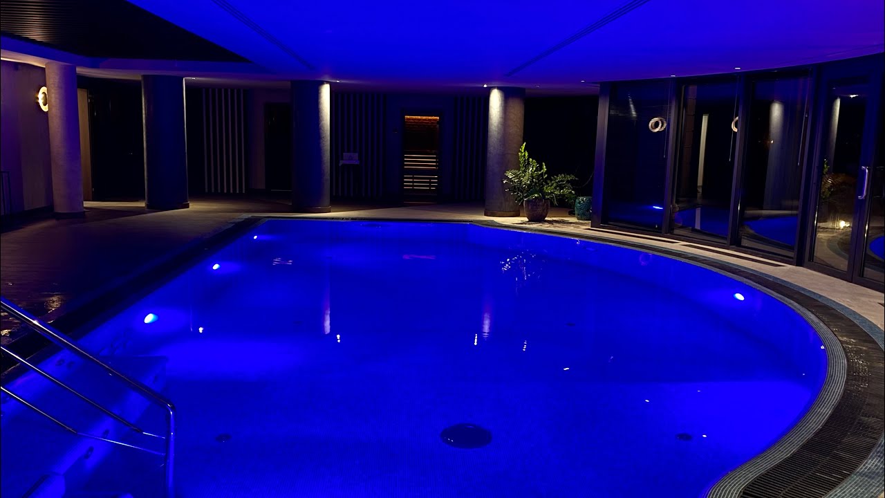 Современная SPA-зона в загородном доме