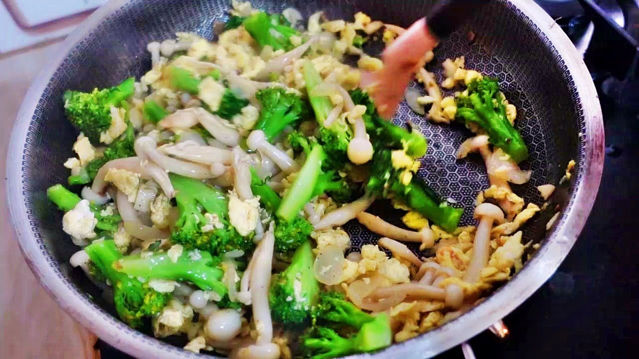LEBIH ENAK DARI DAGING AYAM! BEGINI LOH CARA BUAT TUMISAN SIMPEL JAMUR SHIMEJI DAN BROKOLI