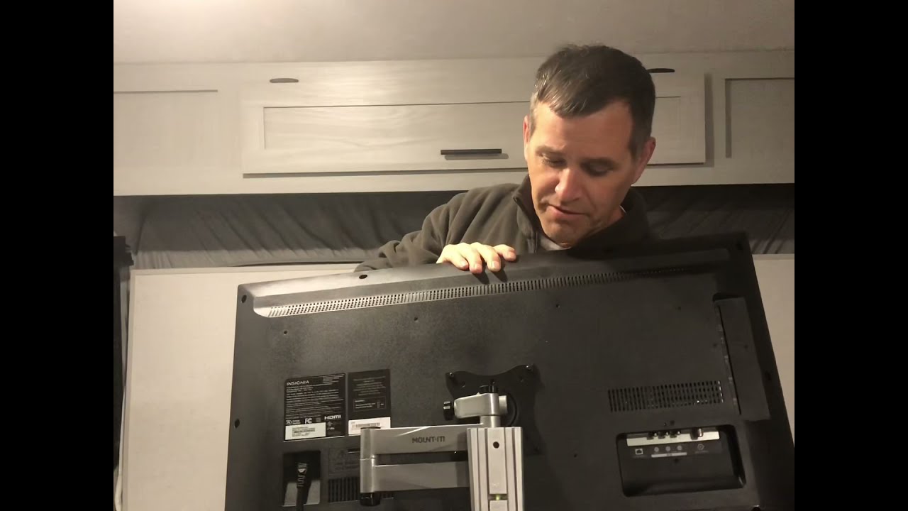 Forest River Salem FSX 179DBKX TV installation.