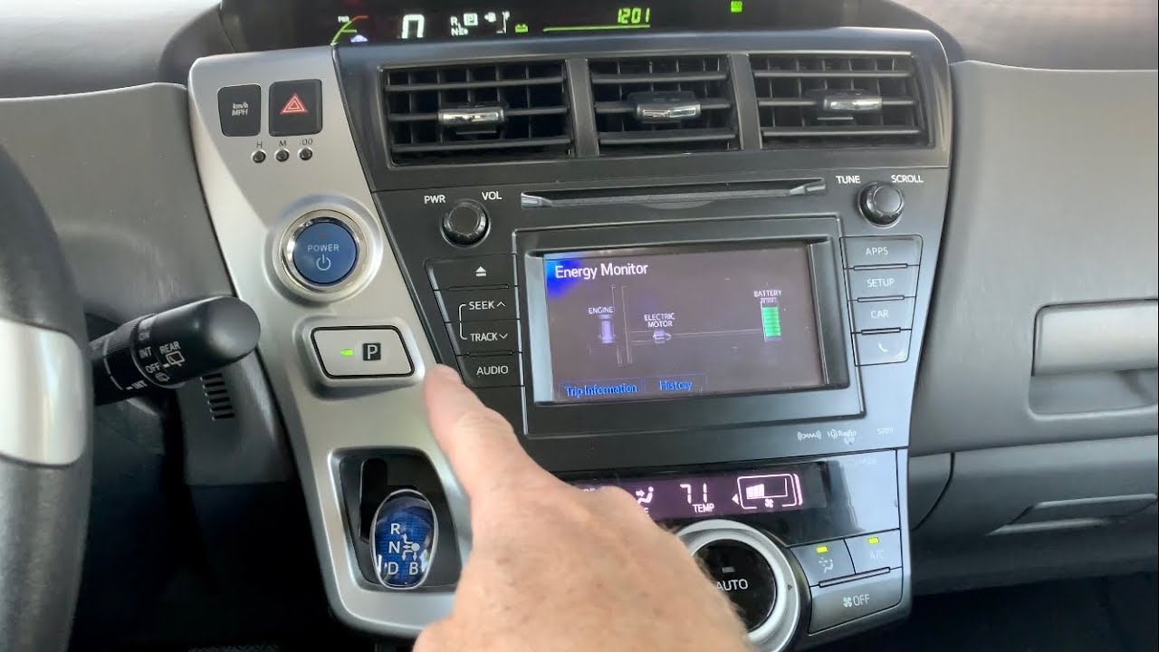 Как запустить двигатель и переключить передачи на Toyota Prius