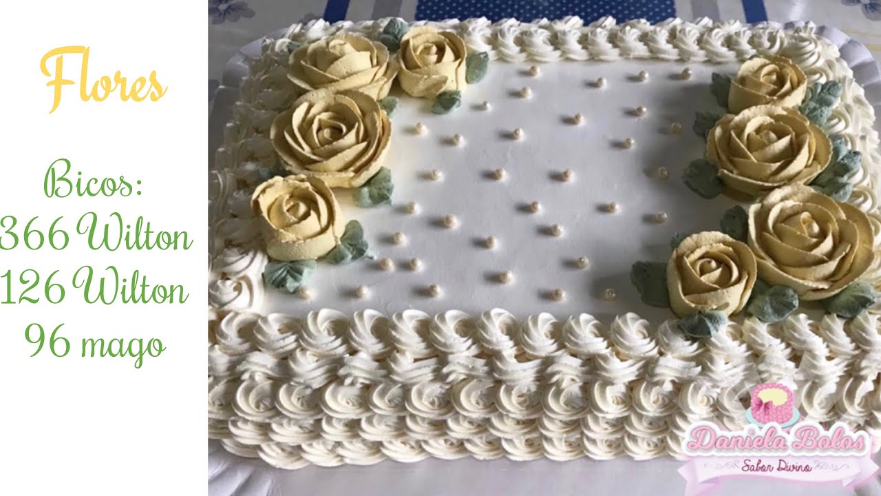 Confeitando bolo c/ flores