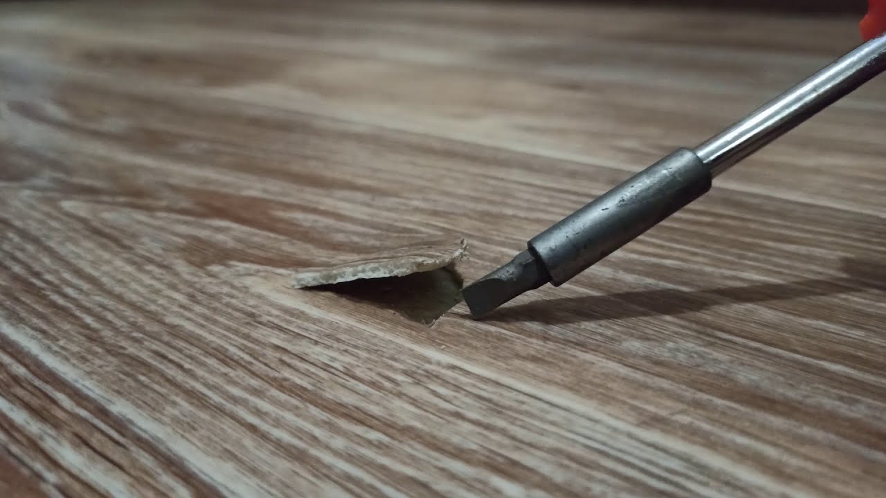 REPAIR OF LINOLEUM WITH YOUR HANDS.