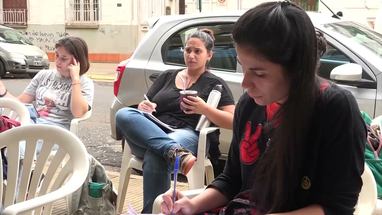 Estudiantes de la UNaM en pie de lucha - Medidas de fuerza contra el ajuste