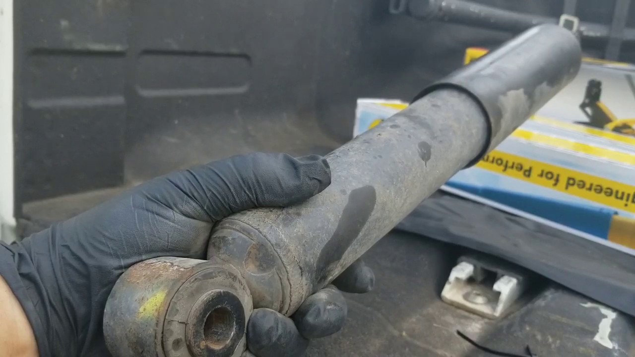 2010 Nissan Frontier rear bilstein 5100's install