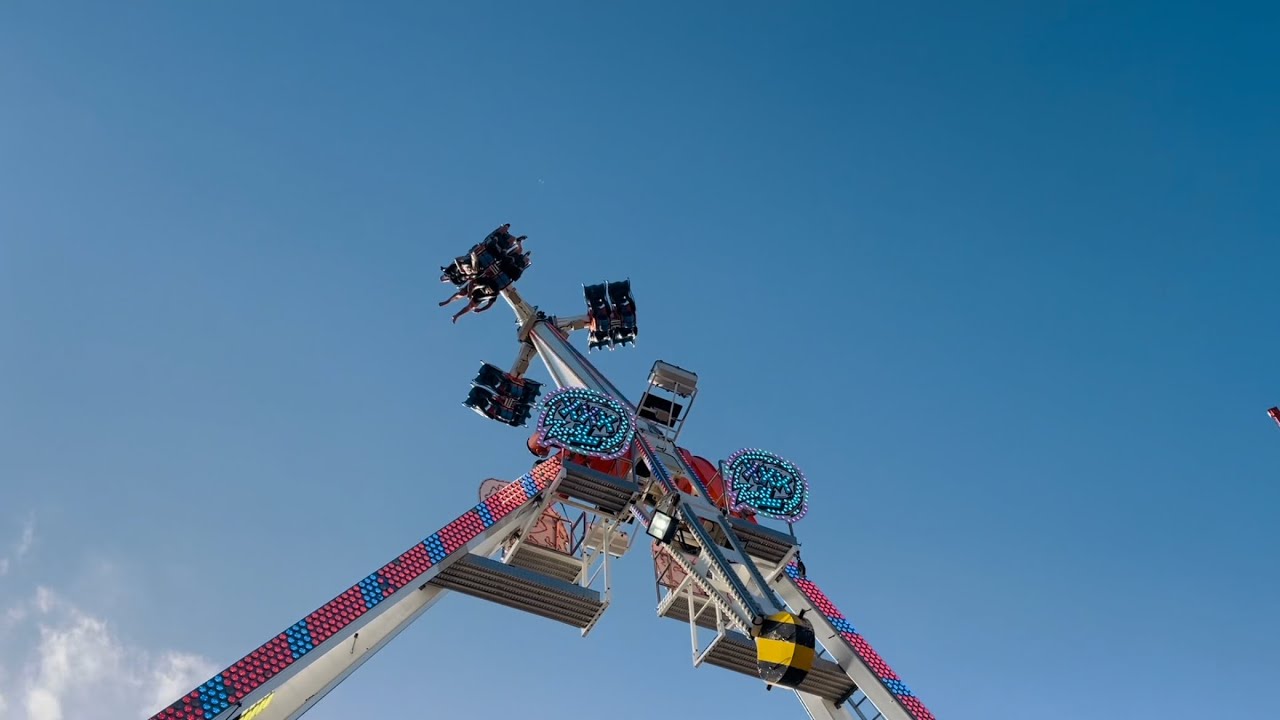 XXXL | Gosford Waterfront Carnival