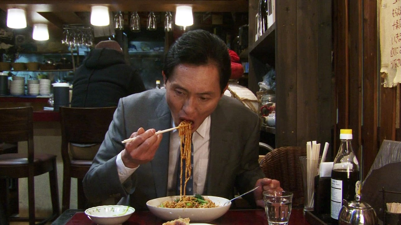 经典下饭片，五郎来到中华料理店，四川麻辣担担面辣得他龇牙咧嘴