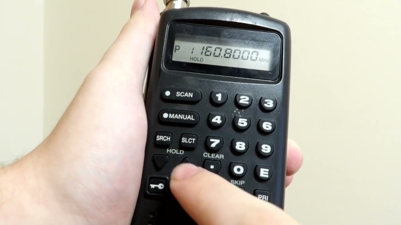 How to Program a Uniden Bearcat BC60XLT-1 30 Channel 10  Radio Scanner for Railfanning