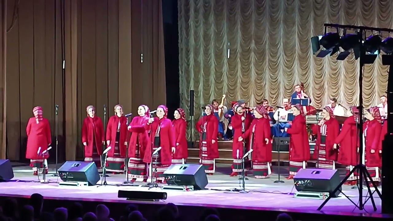 Хор Верьовки "Ой гарна, я гарна"
