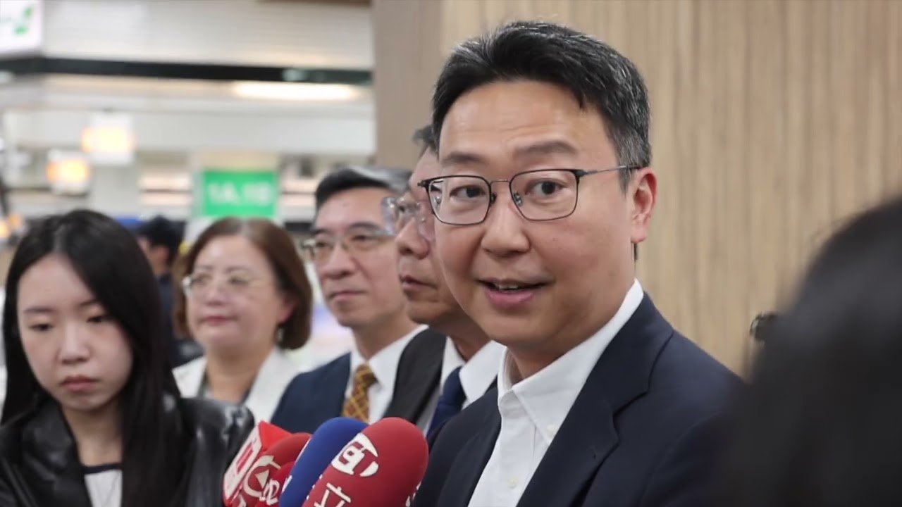 陳世凱赴松機視察澎湖民眾登機情形｜中央社即時影音