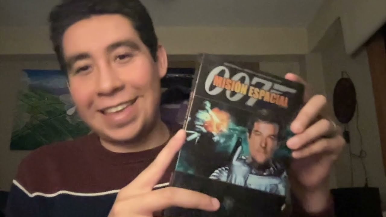 Muestro LA COLECCIÓN DEFINITIVA DE JAMES BOND 007