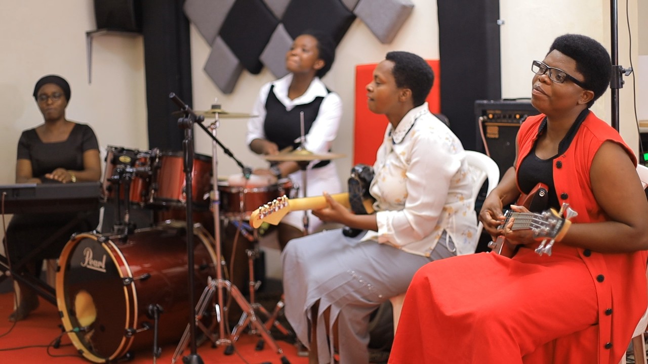 📢GOSPEL MUSIC & DANCE: NIMUZE DUTARAMIRE IMANA YACU MBEGA BYIZAA|| AMAKORASI YAKUNZWE CYANE