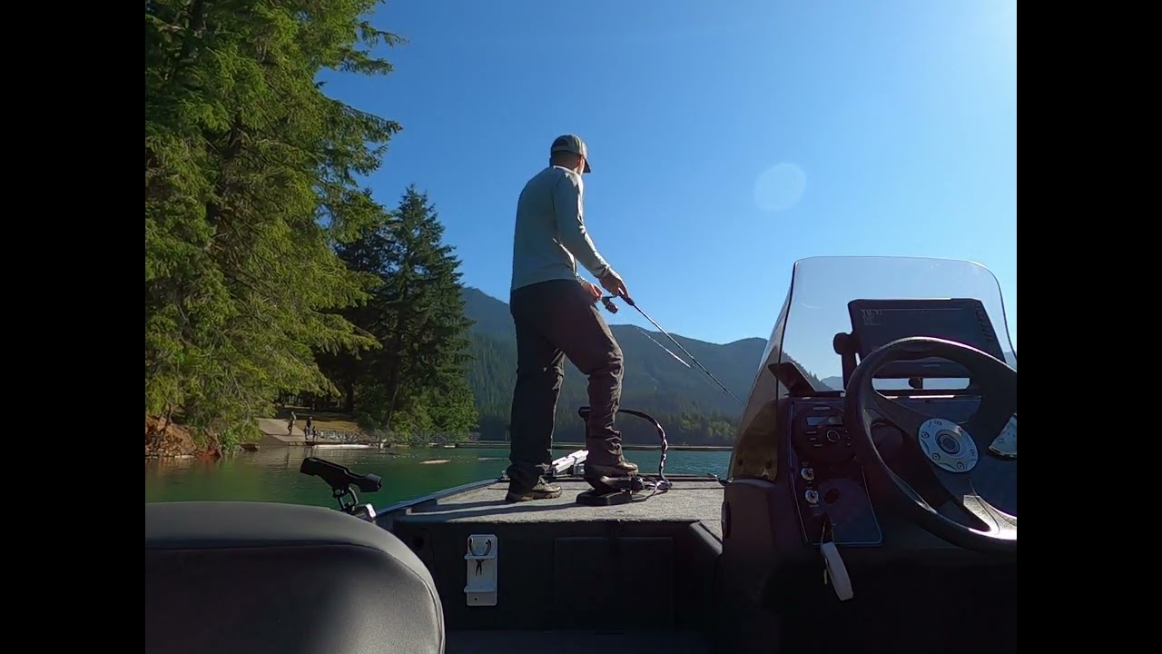 My New Bass Tracker Classic, Solo Camping at Baker Lake!