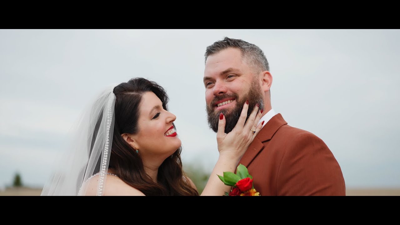 The Old Barns at Dry Run Farms Wedding | Haileigh & Grant | Williamsport OH