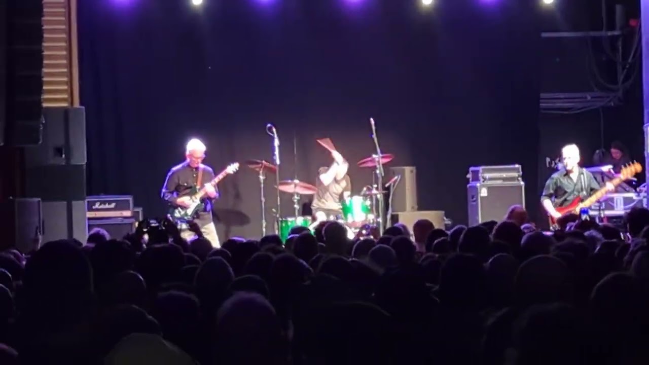 Glamorous - The Jesus Lizard - Manchester - 2025