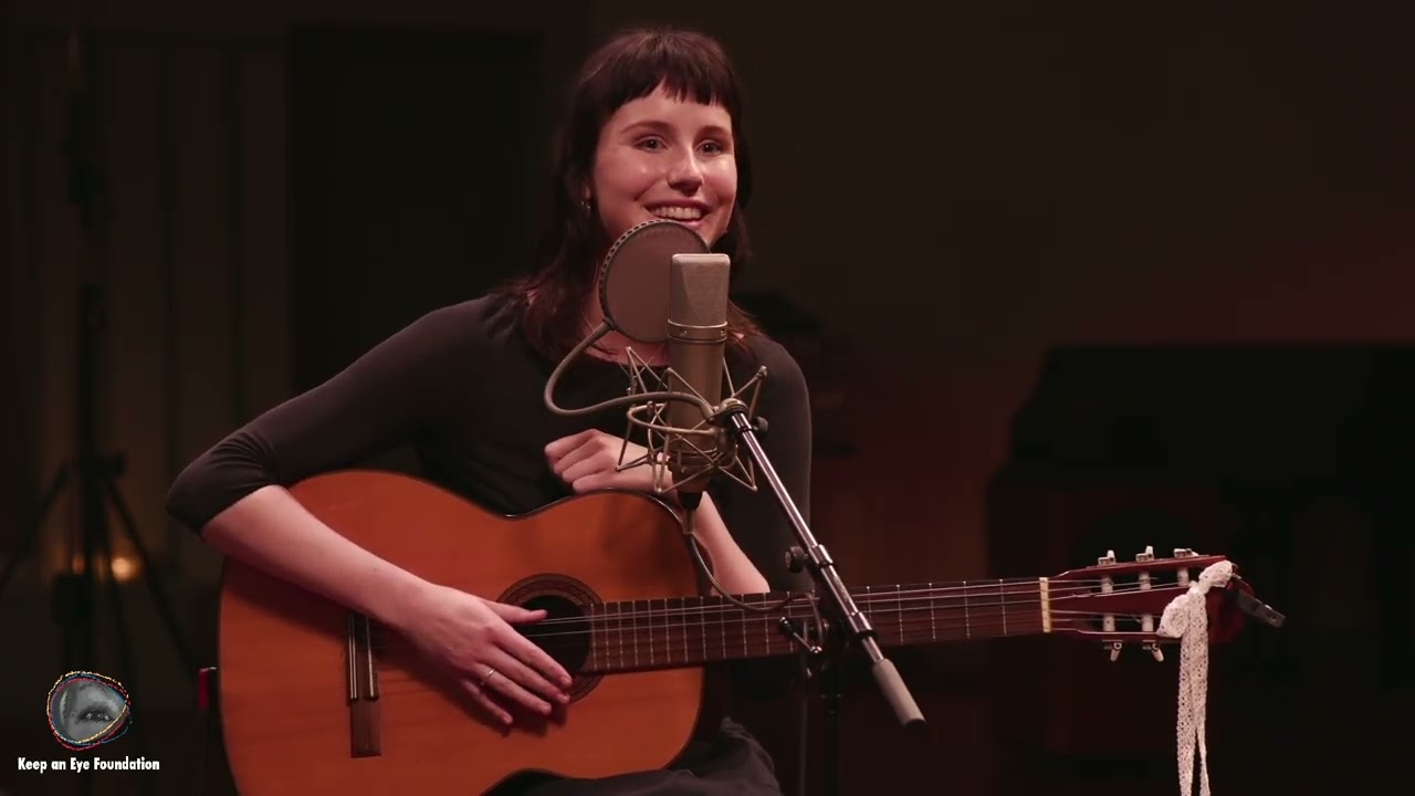 Studio 150 Sessions: Amelie Spinks