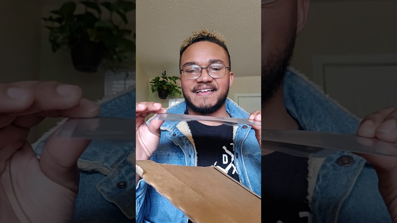 Watch This Liquid Pour Itself: Coke Bottle Vinyl Unboxing : #OkayKaya