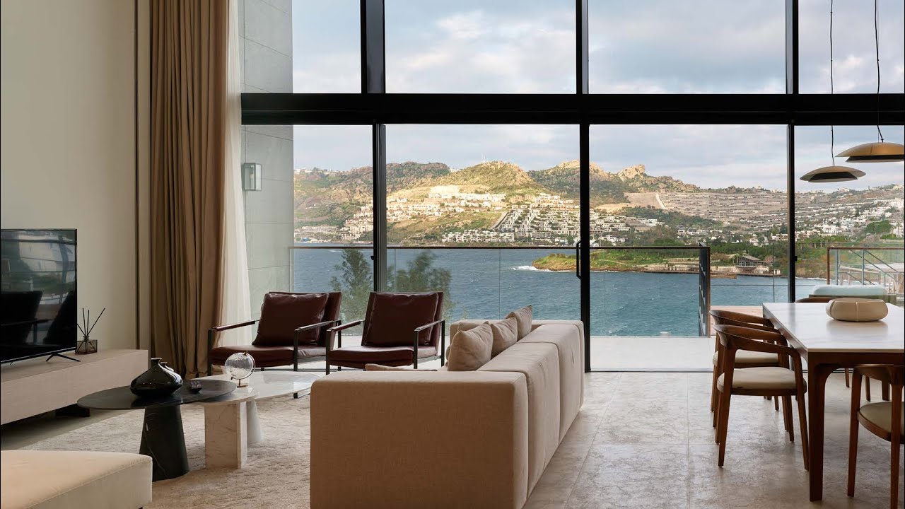 Bodrum'da Lüks Yaşam: 4+1 Havuzlu Villa ve 2+1 Rezidans Tanıtımı