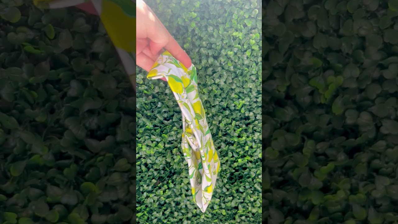 The cutest lemon print stretch twist headband! 😍😍