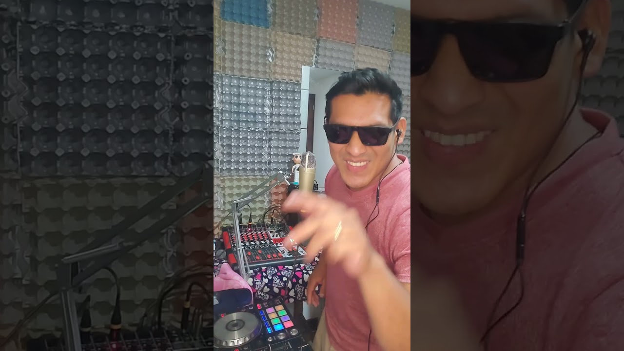 HELLO UN POQUITO DE MUSICA DISCULPARAN LAS FALLAS 😁😁😁😁