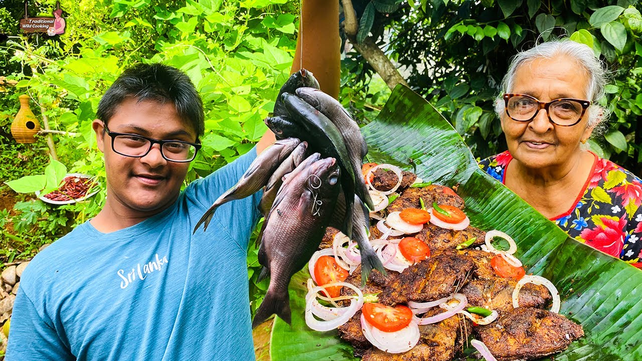 Fish Recipe l Fish Fried with Bonnet chillies Spices and Chilli Peppers l Traditional Wild Cooking .